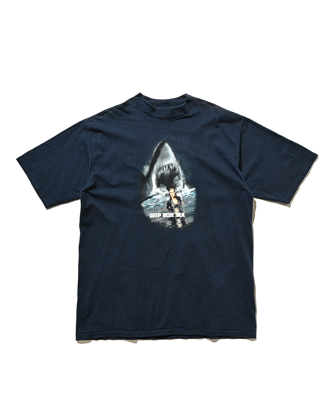 90s Deep Blue Sea t shirt