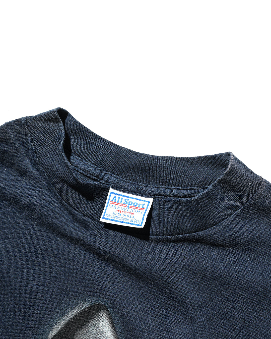 90s Deep Blue Sea t shirt