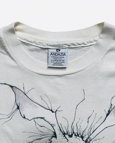 90s Alice's Adventures in Wonderland "White Rabbit" Tshirt