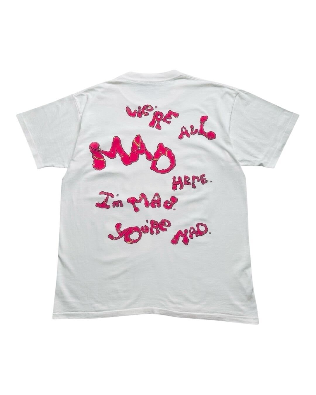 90s Alice's Adventures in Wonderland "CHESHIRE CAT" Tshirt