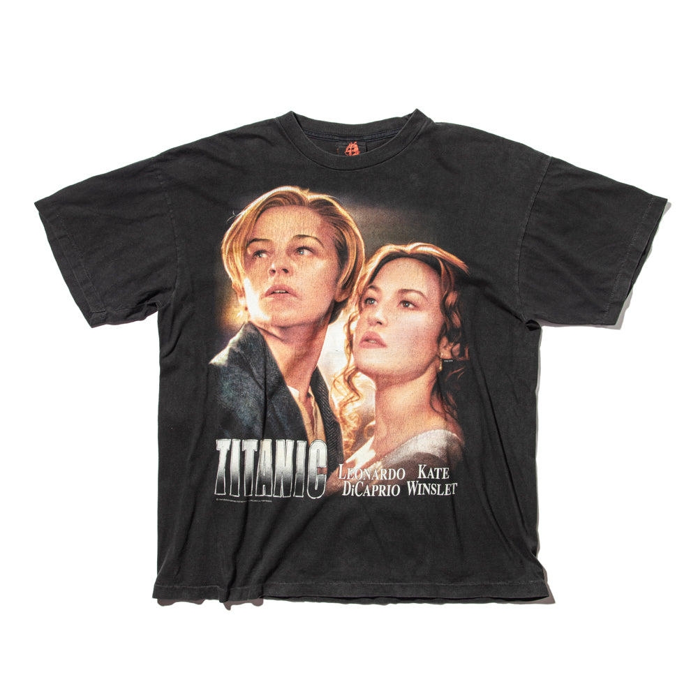 90s Titanic t-shirt